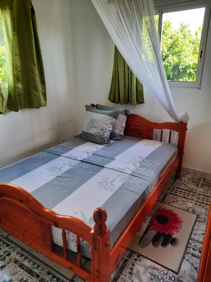 Chez Lilise 2 Apartment Сент-Ан Екстериор снимка
